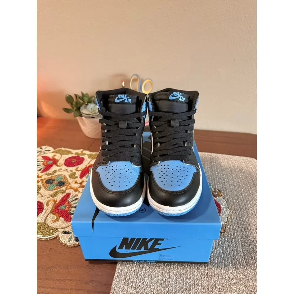 Jordan 1 Retro High OG UNC Toe University Blue Black White Reimagined DZ5485 400